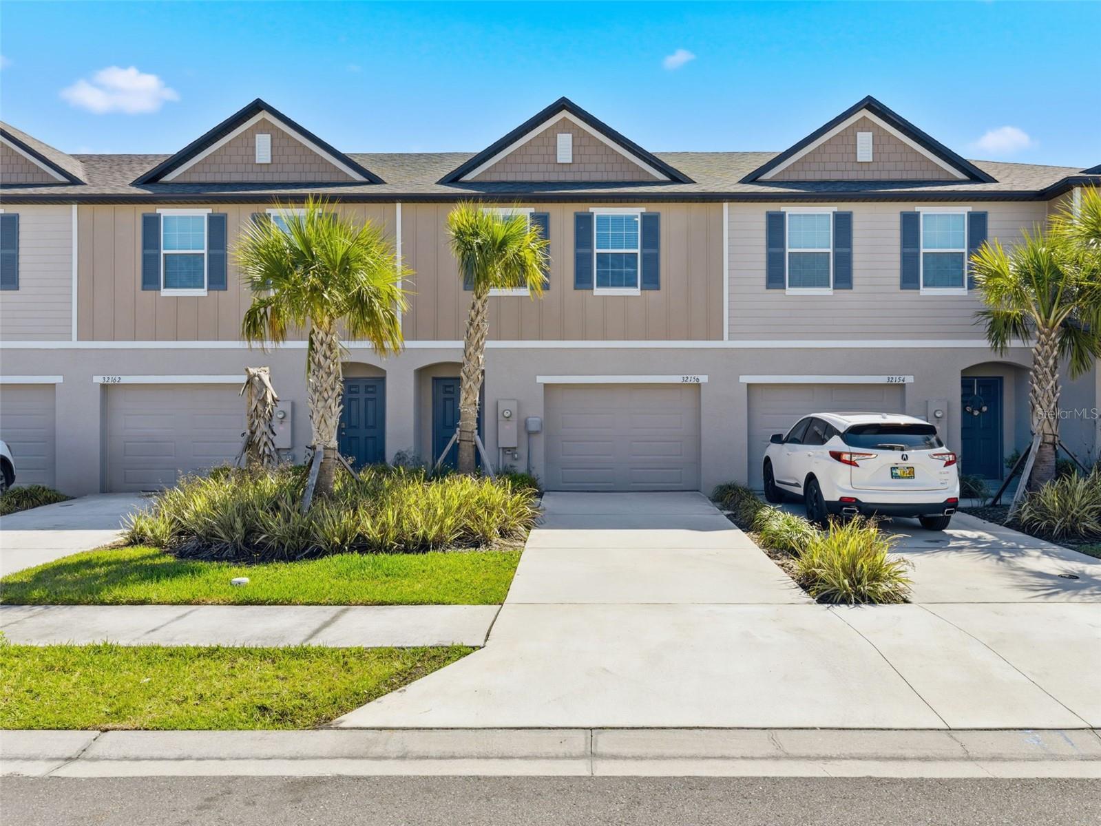 32156 POND APPLE BEND