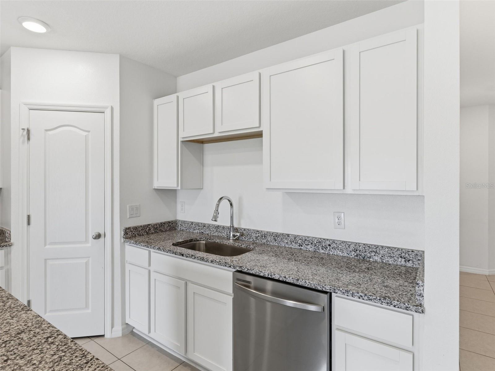 32156 POND APPLE BEND