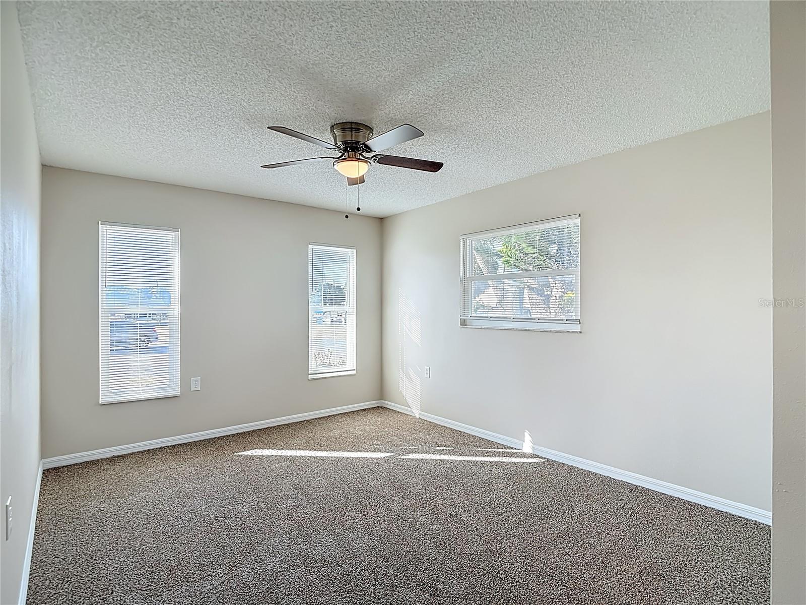 HUDSON BEACH ESTATES - Residential