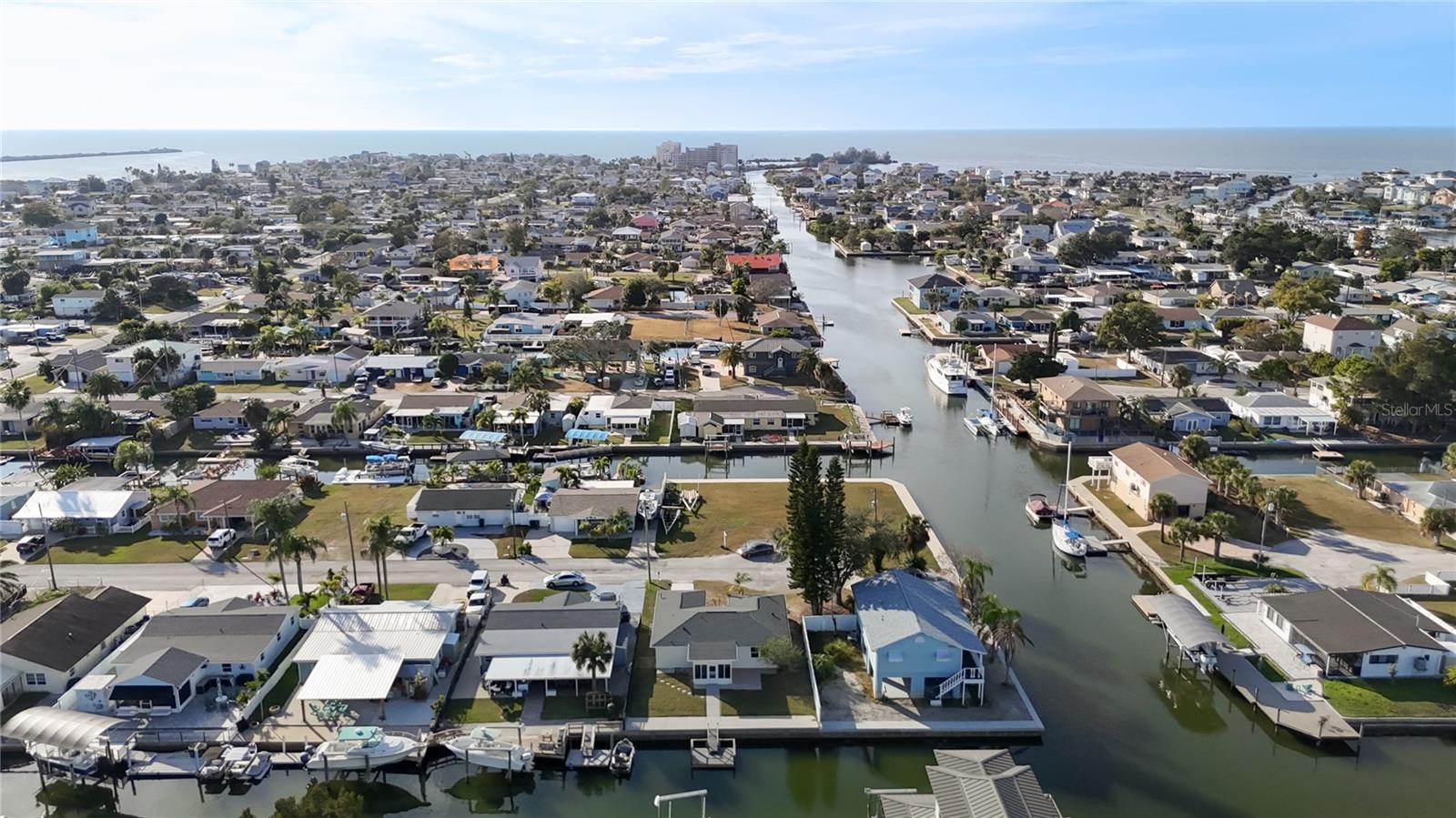 HUDSON BEACH ESTATES - Residential