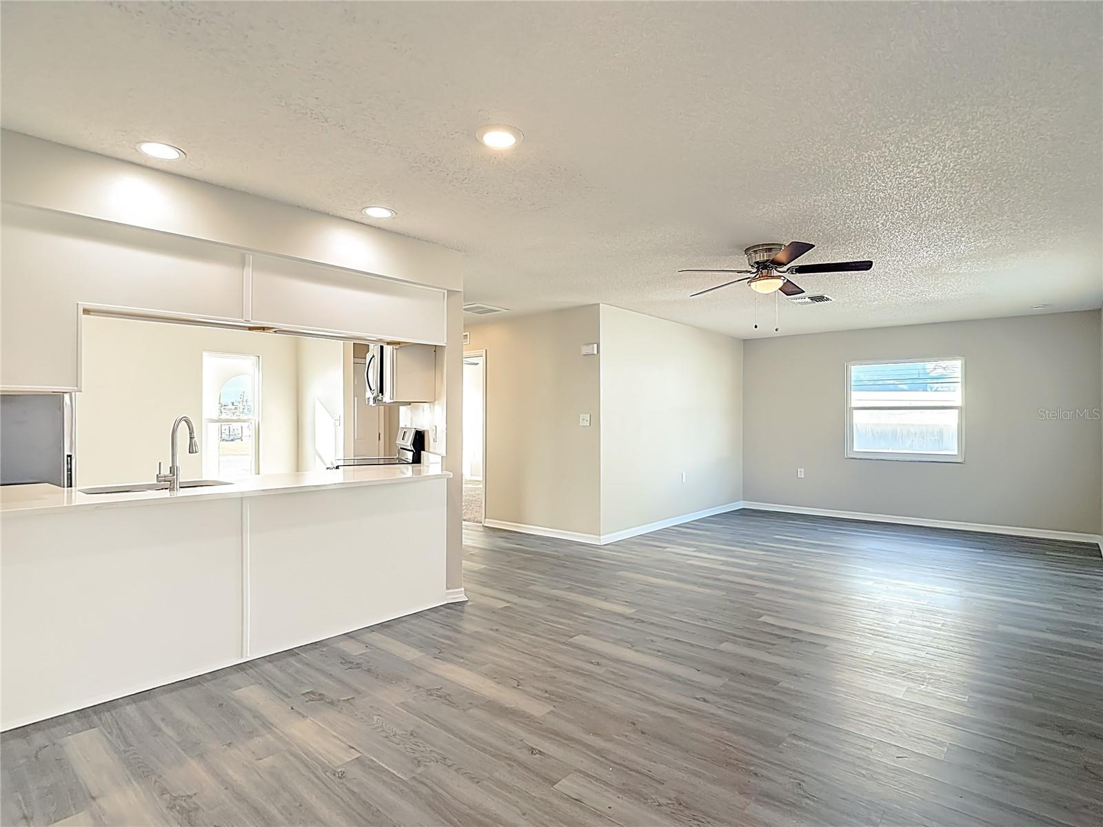 HUDSON BEACH ESTATES - Residential