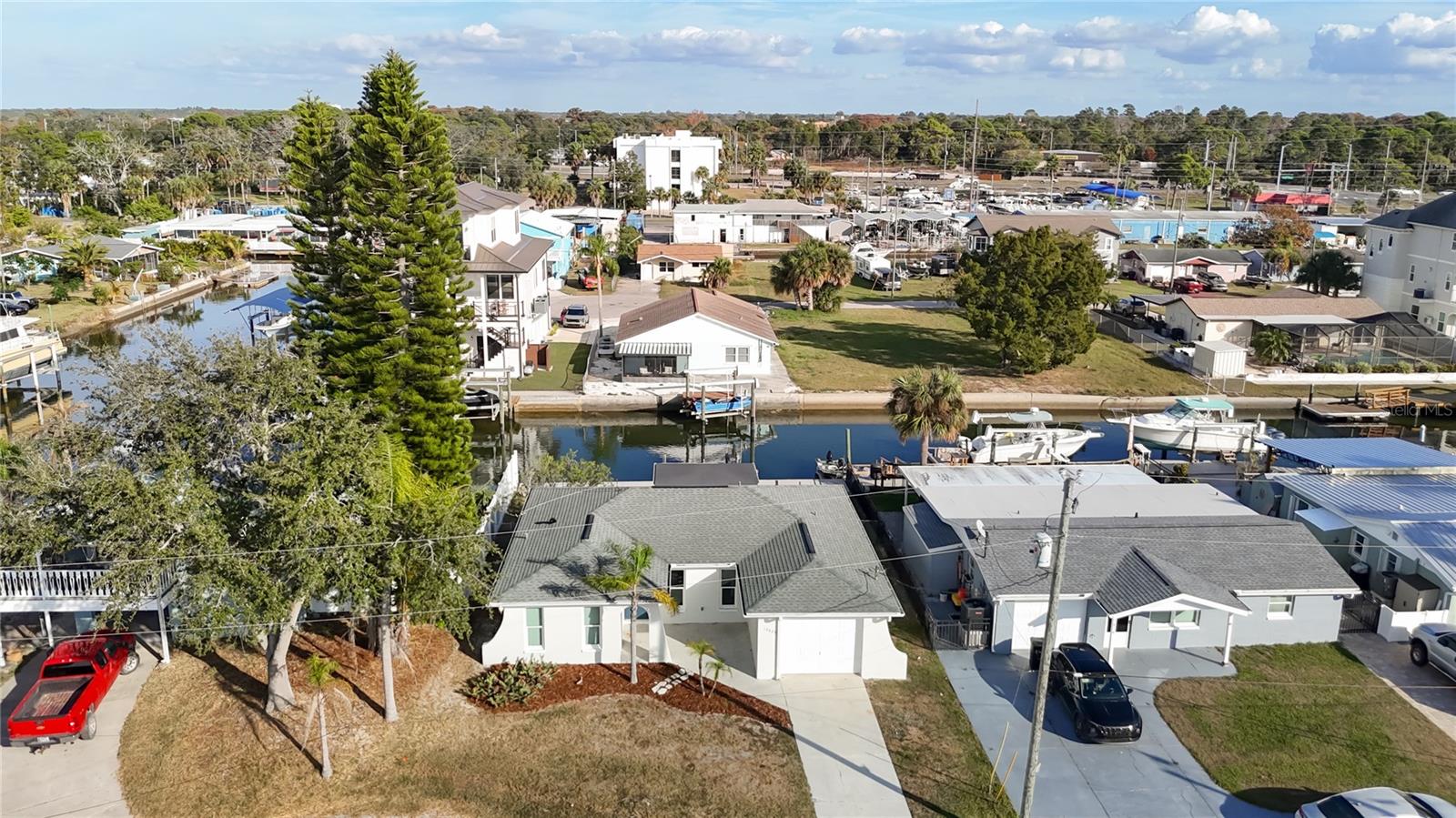 HUDSON BEACH ESTATES - Residential