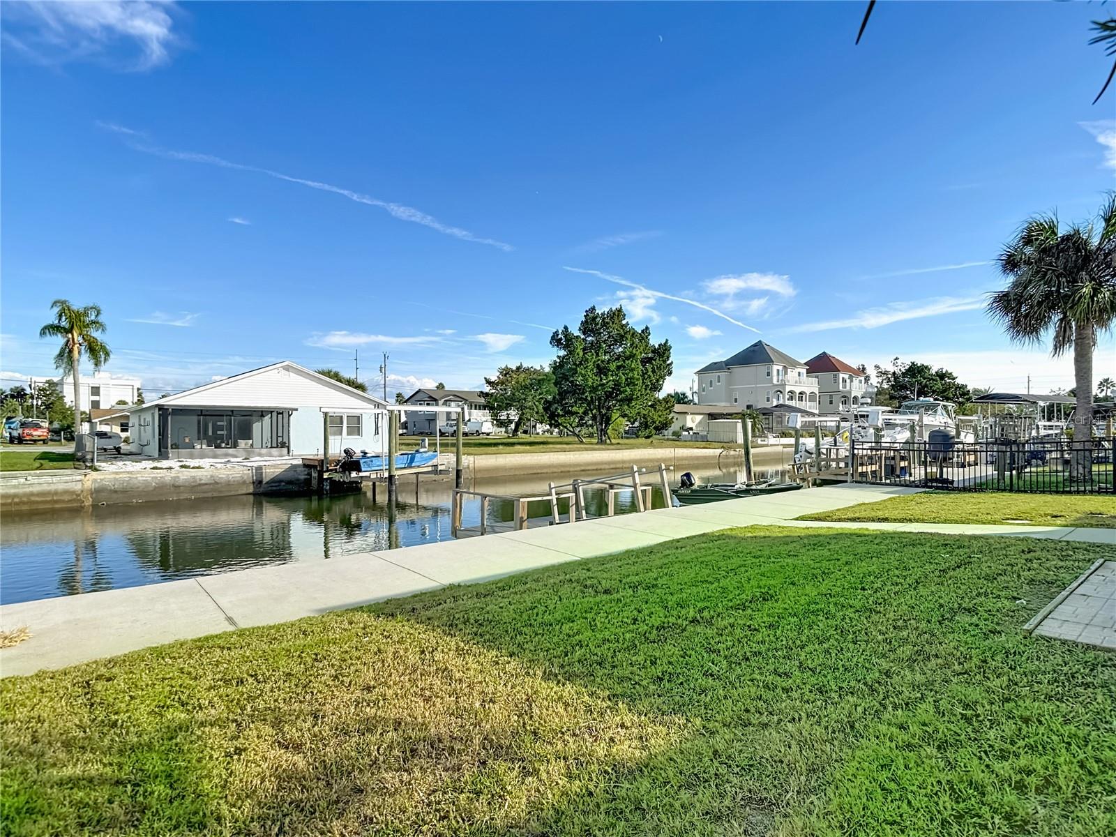 HUDSON BEACH ESTATES - Residential