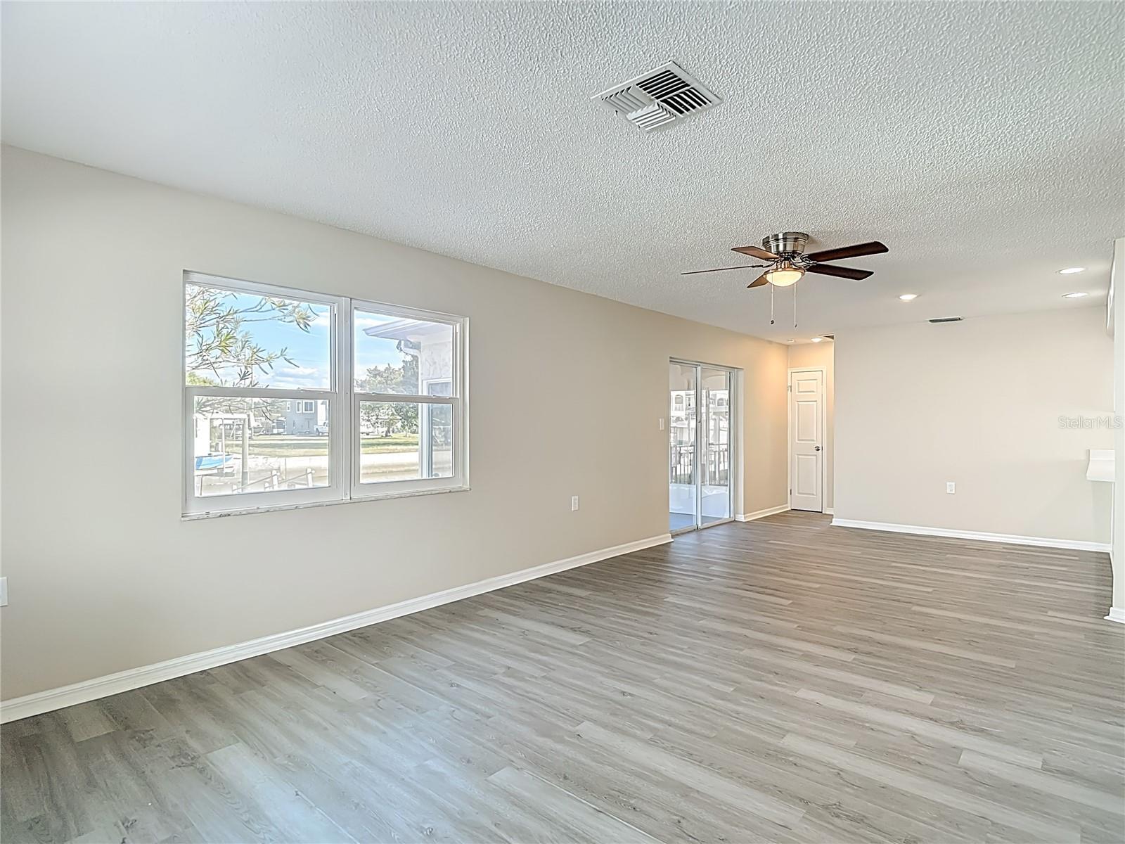 HUDSON BEACH ESTATES - Residential