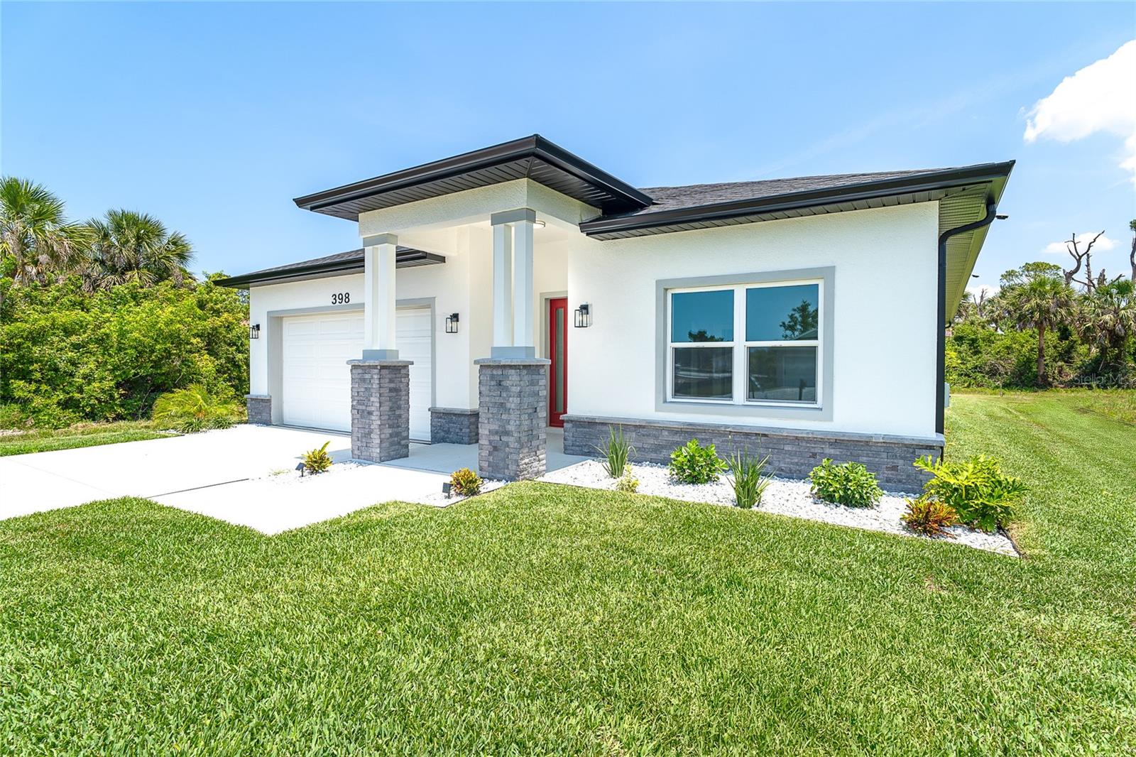 398 SUNSET ROAD N
