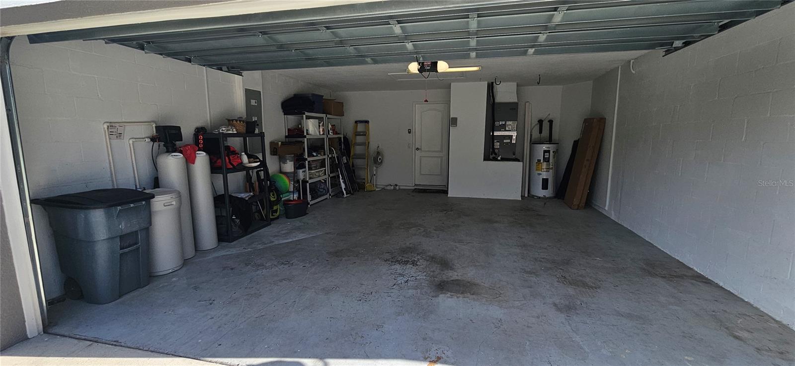 A REP OF A POR OF BLK - Residential