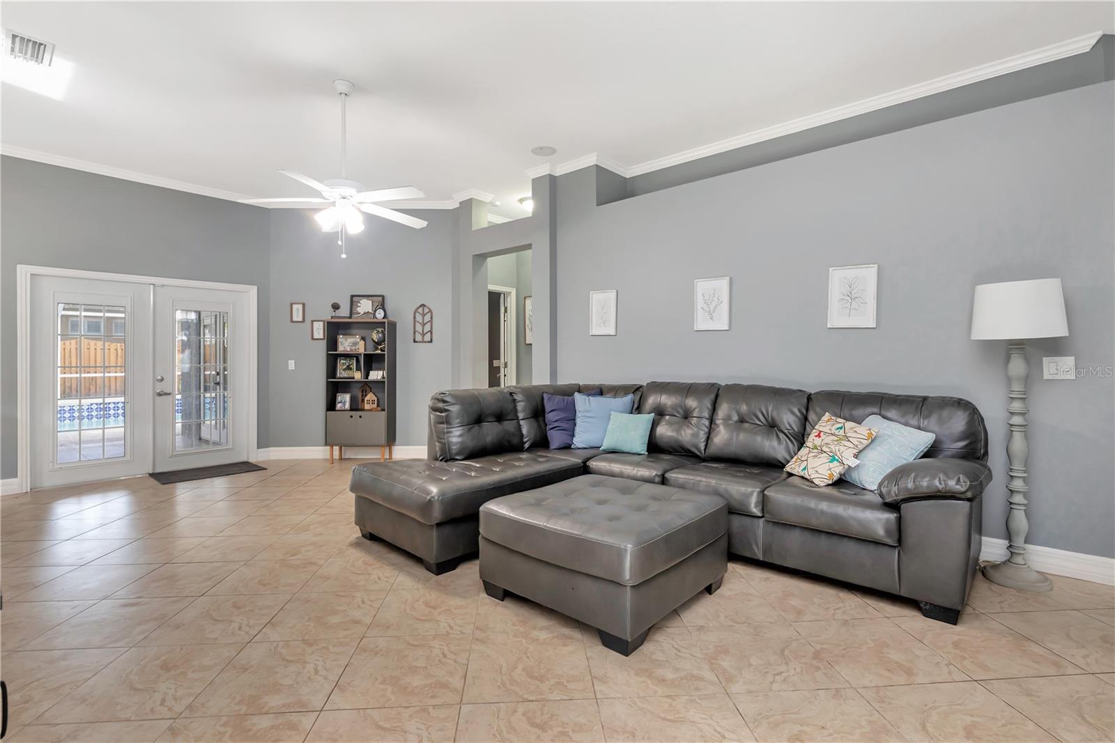 A REP OF A POR OF BLK - Residential