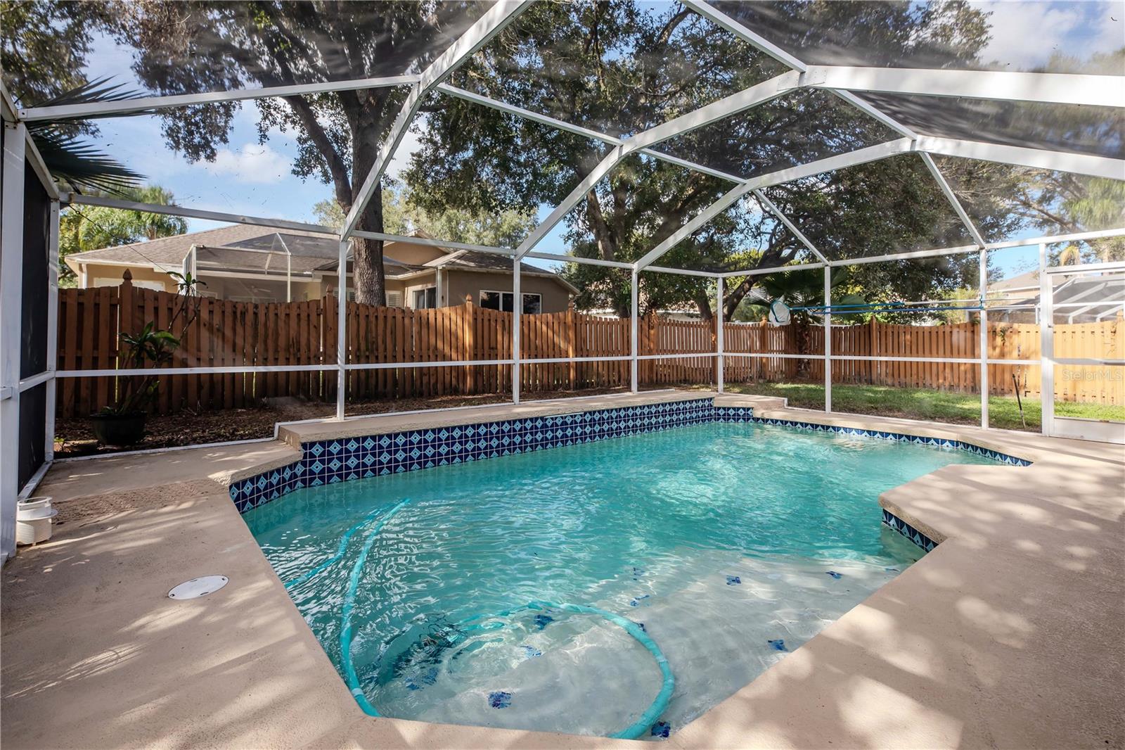 A REP OF A POR OF BLK - Residential