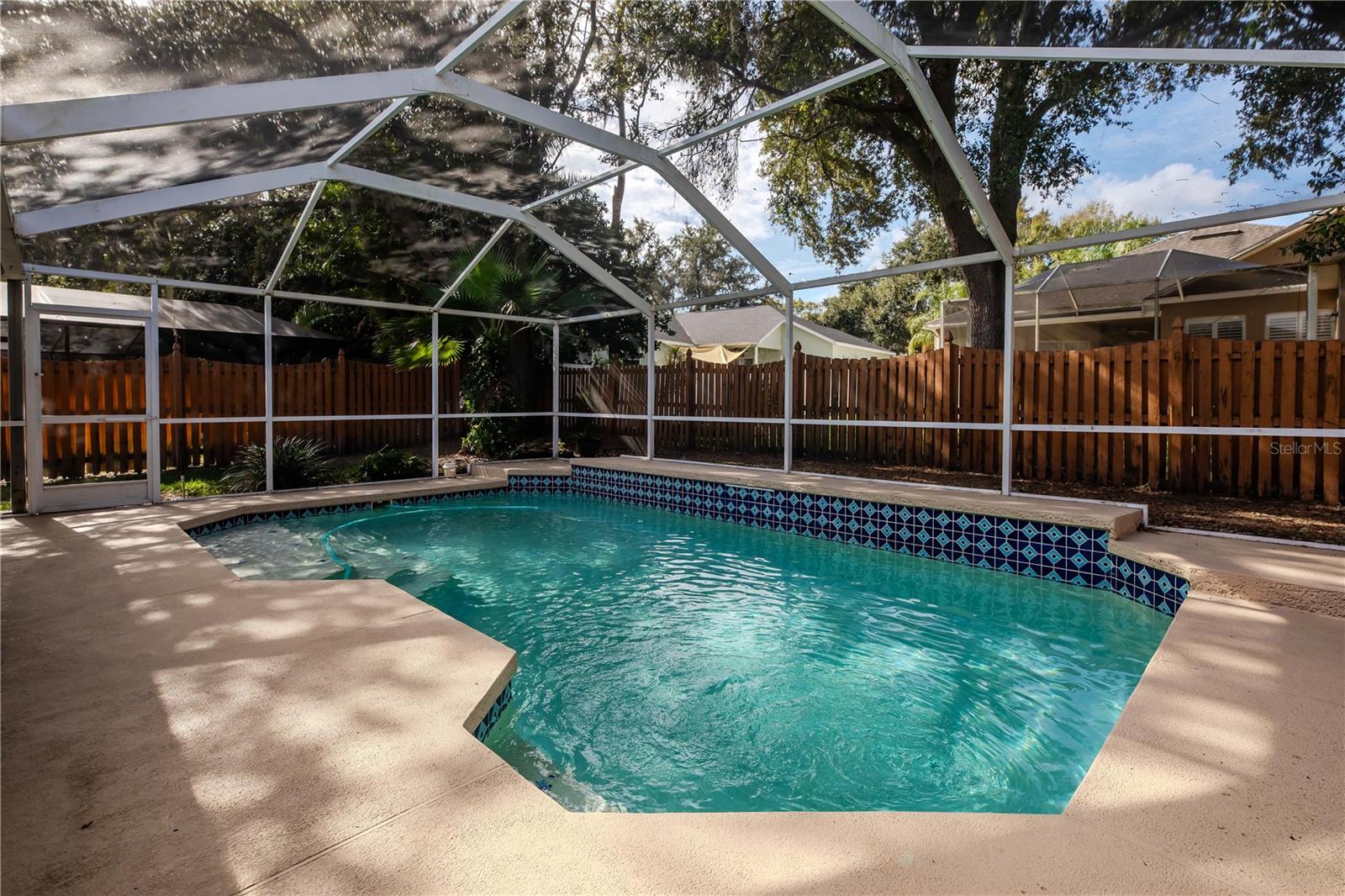 A REP OF A POR OF BLK - Residential