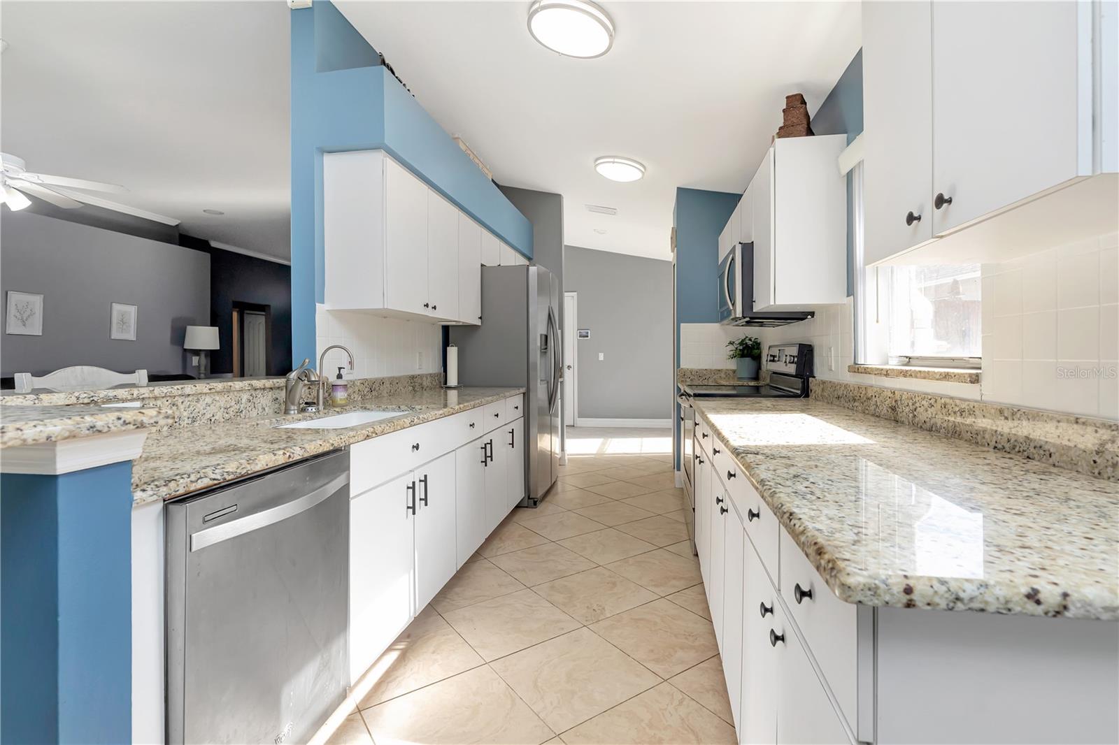 A REP OF A POR OF BLK - Residential