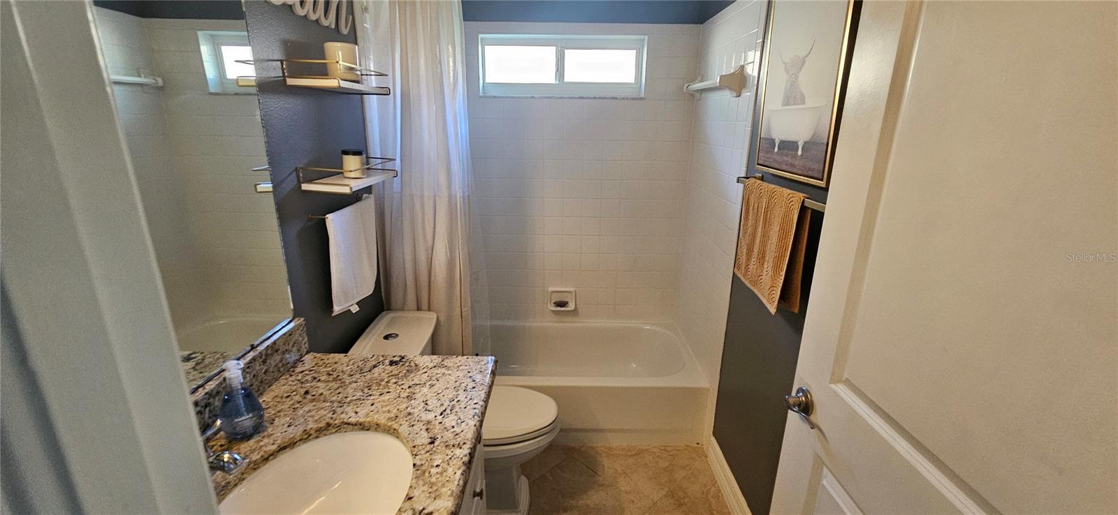 A REP OF A POR OF BLK - Residential