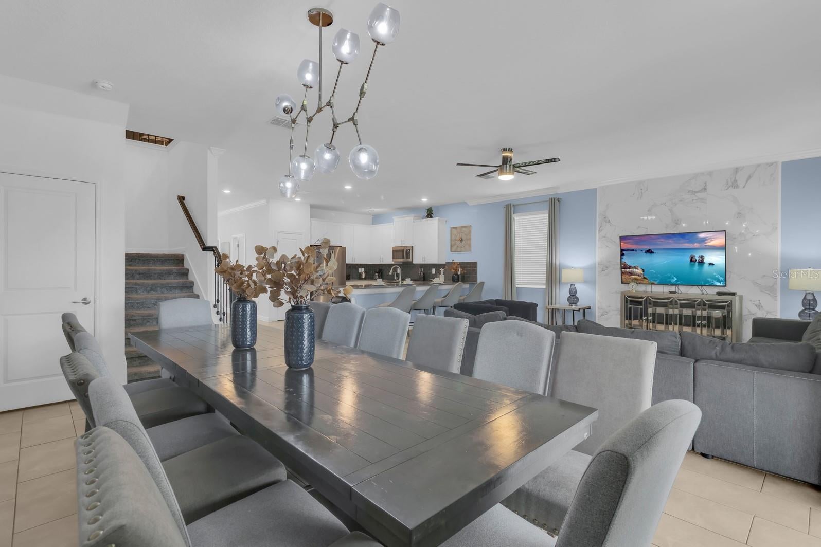 2901 PROTAGONIST STREET