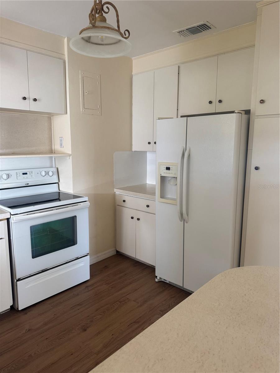 LONG MEADOW - Residential Lease