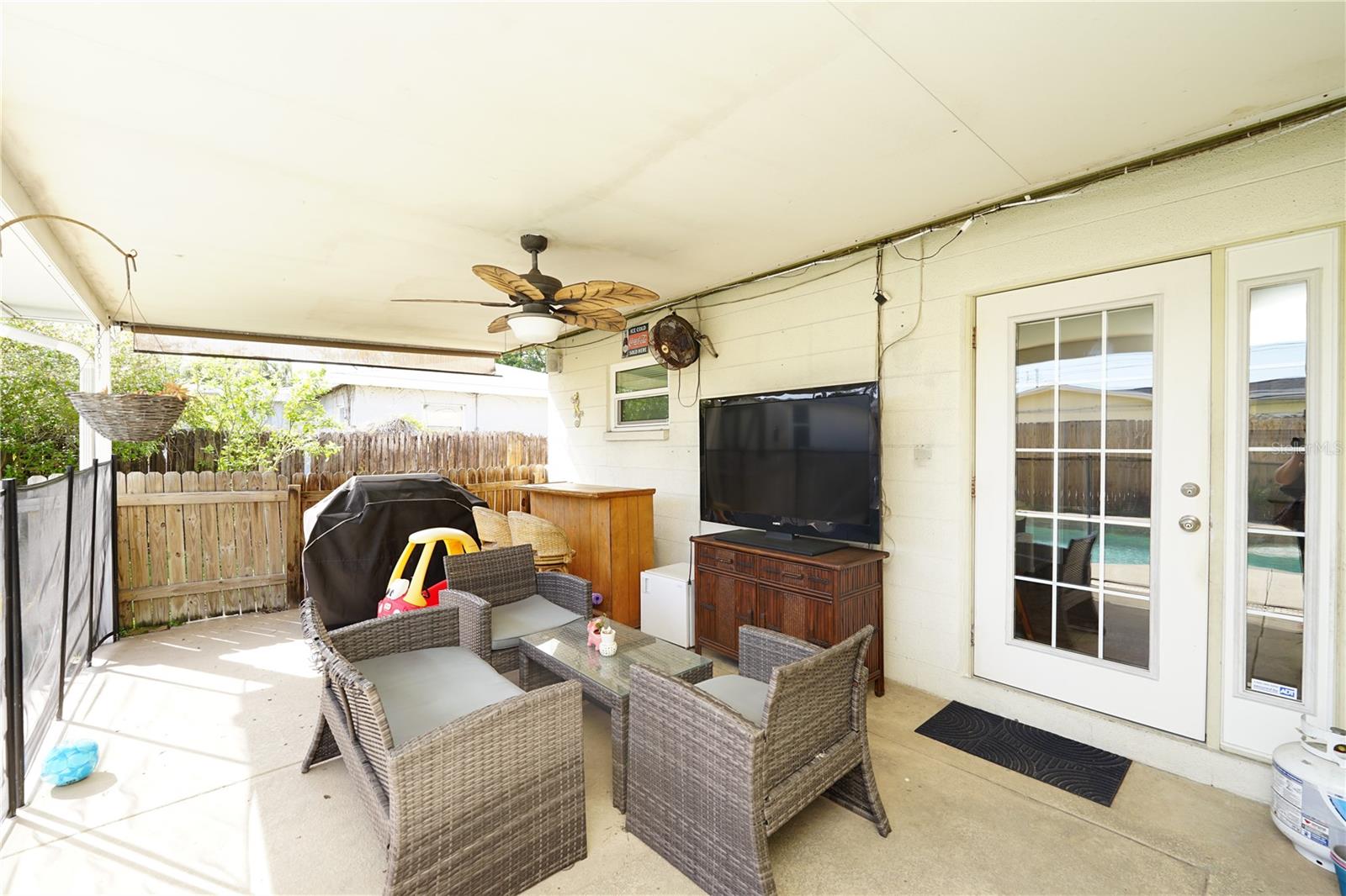 BAYOU MANOR 2ND ADD - Residential