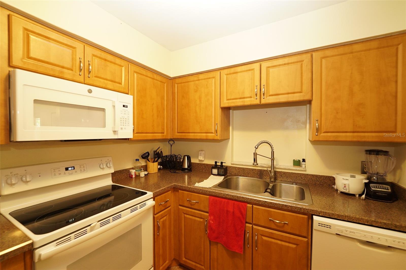 BAYOU MANOR 2ND ADD - Residential