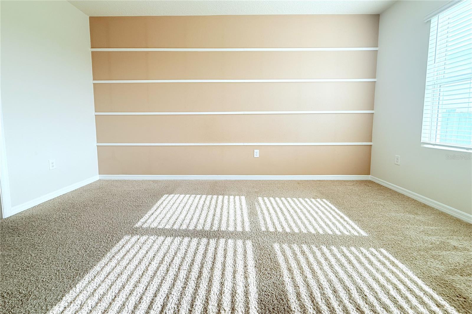 LUCERNE PARK RESERVE - Residential Lease