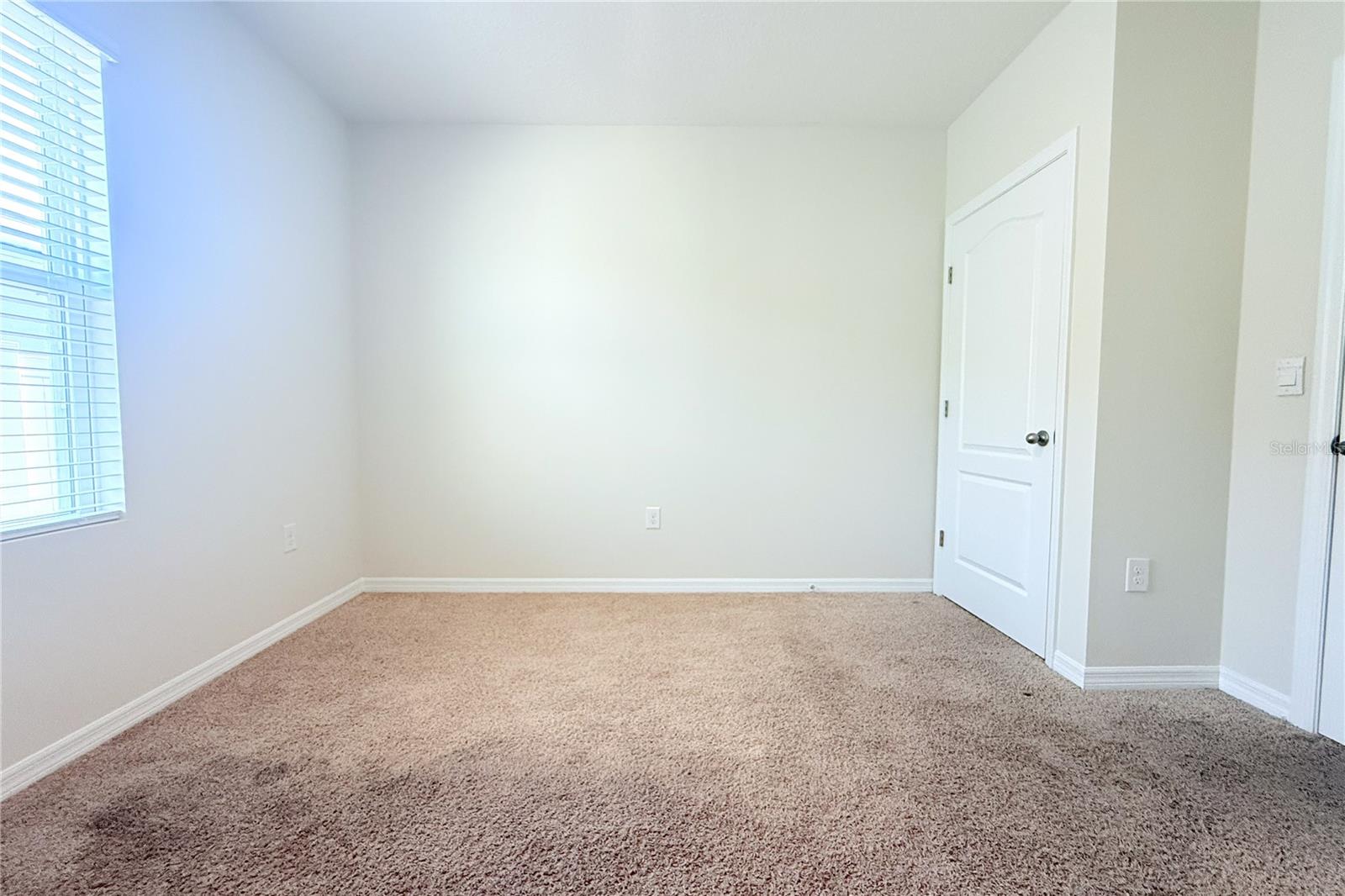 LUCERNE PARK RESERVE - Residential Lease