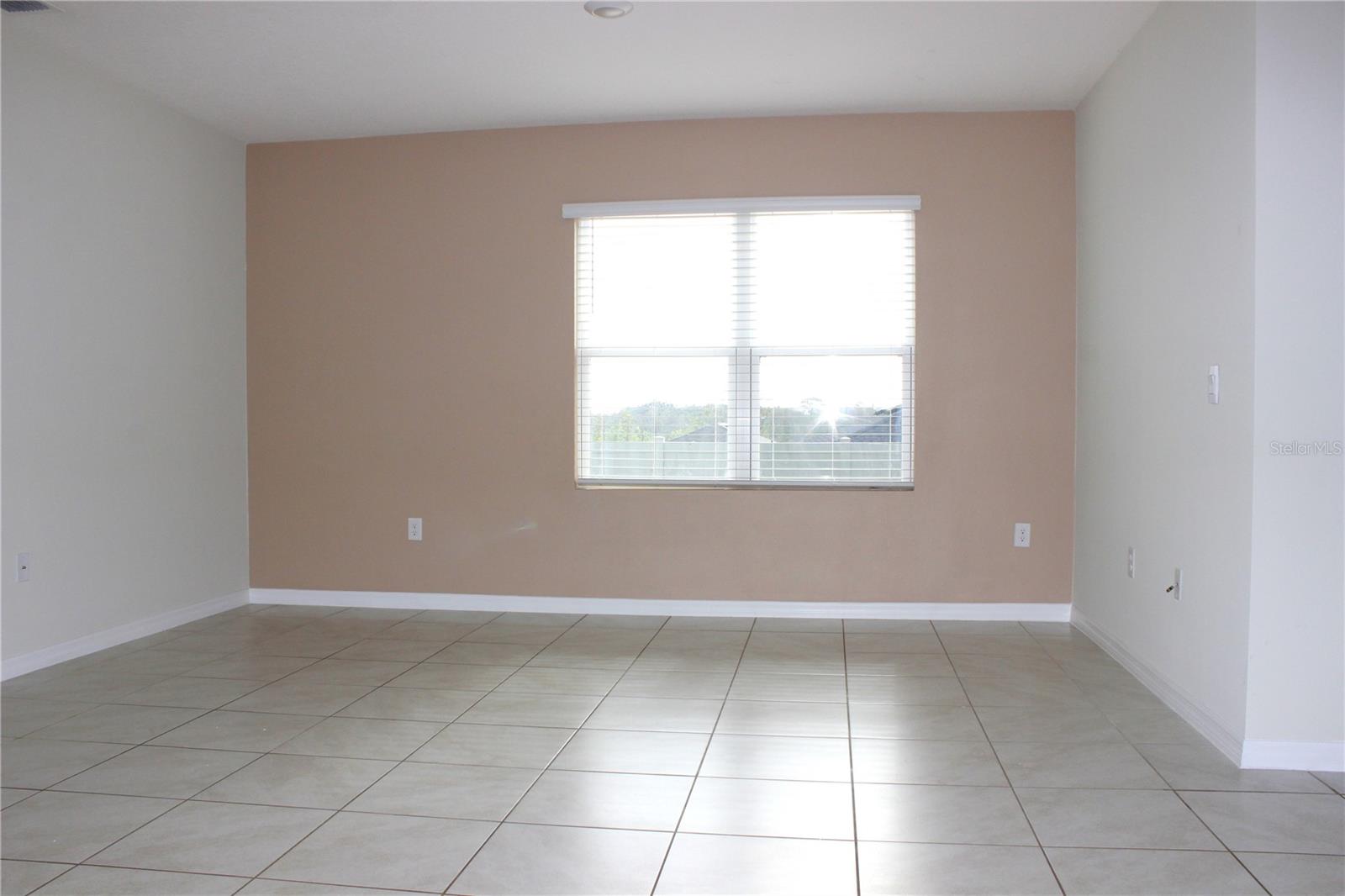 LUCERNE PARK RESERVE - Residential Lease