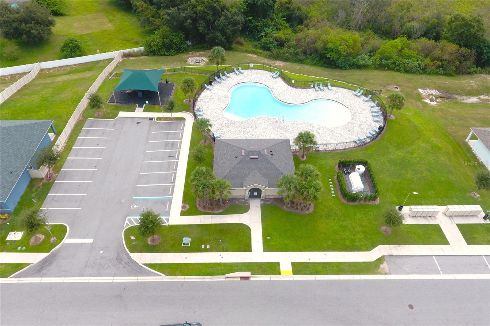 LUCERNE PARK RESERVE - Residential Lease