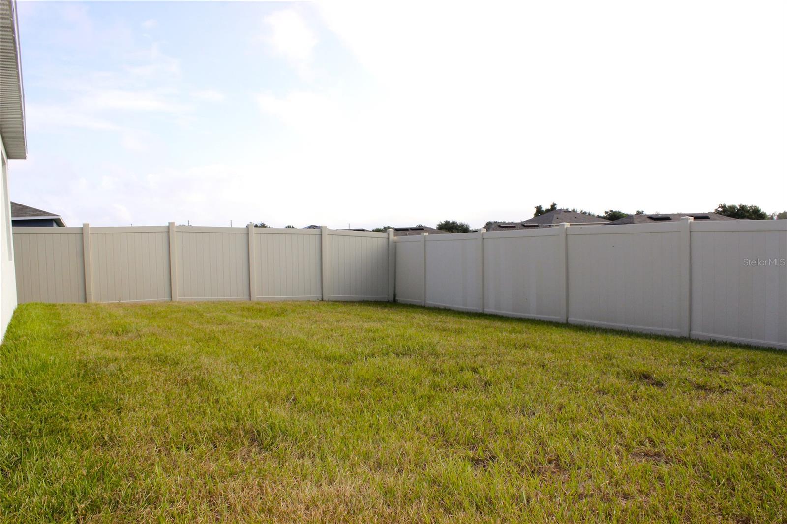 LUCERNE PARK RESERVE - Residential Lease