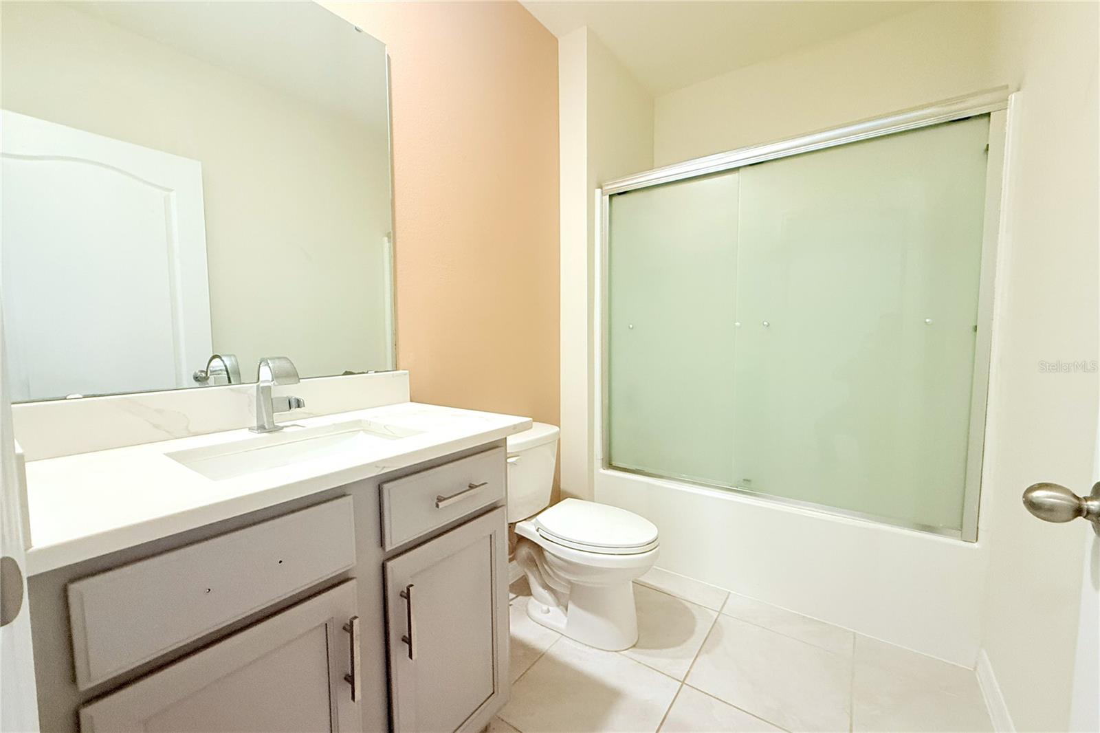 LUCERNE PARK RESERVE - Residential Lease