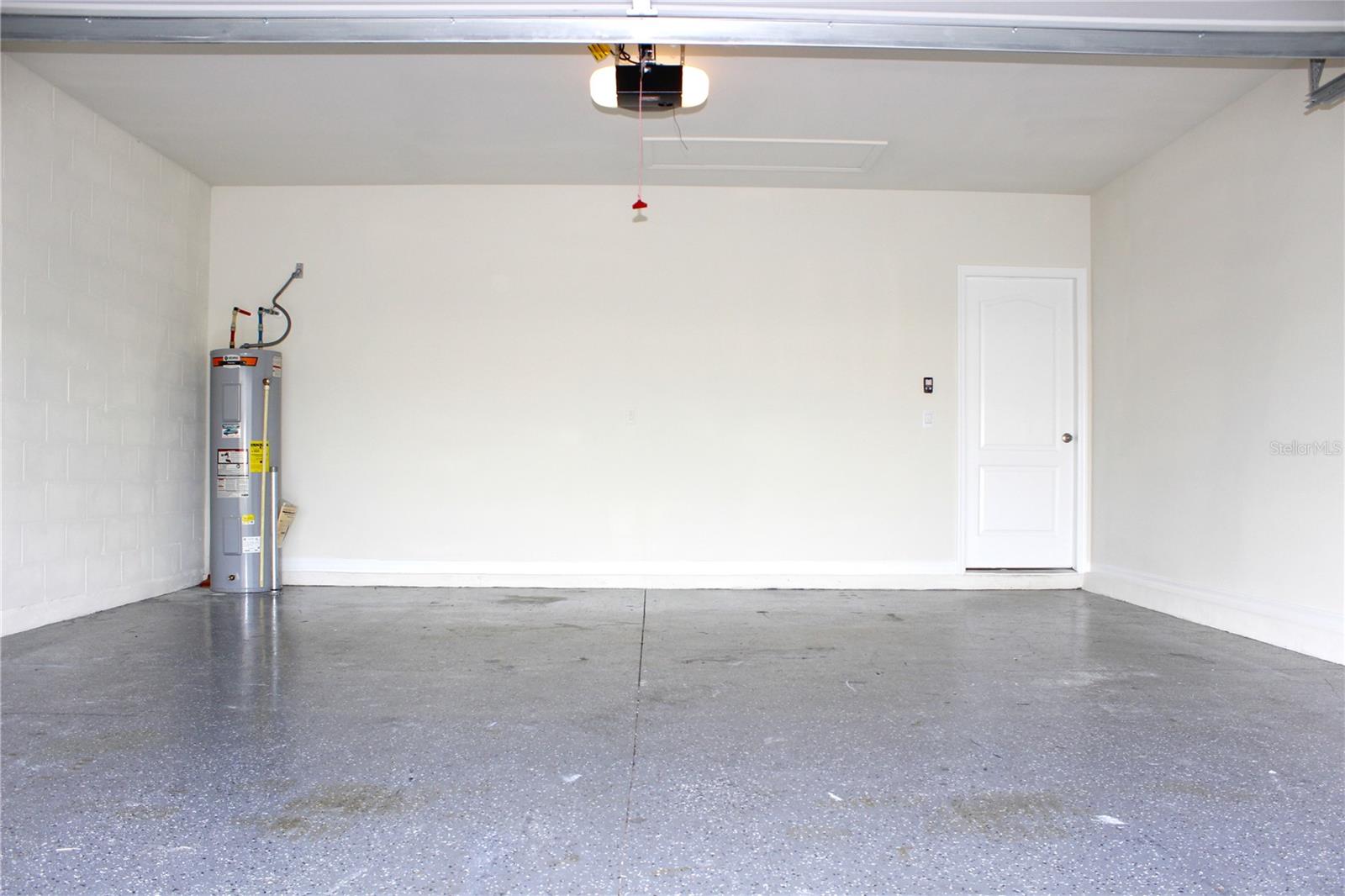 LUCERNE PARK RESERVE - Residential Lease