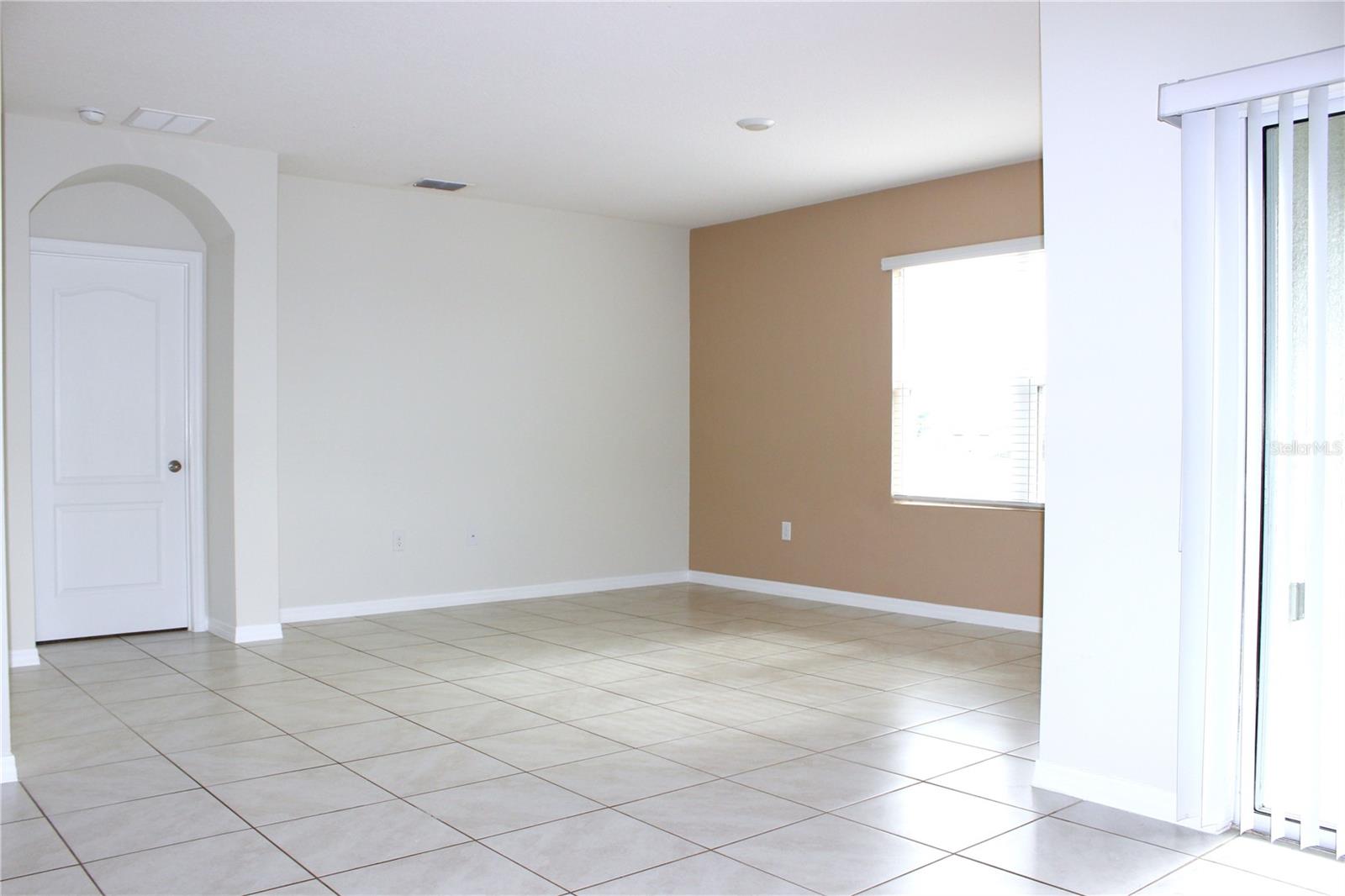 LUCERNE PARK RESERVE - Residential Lease