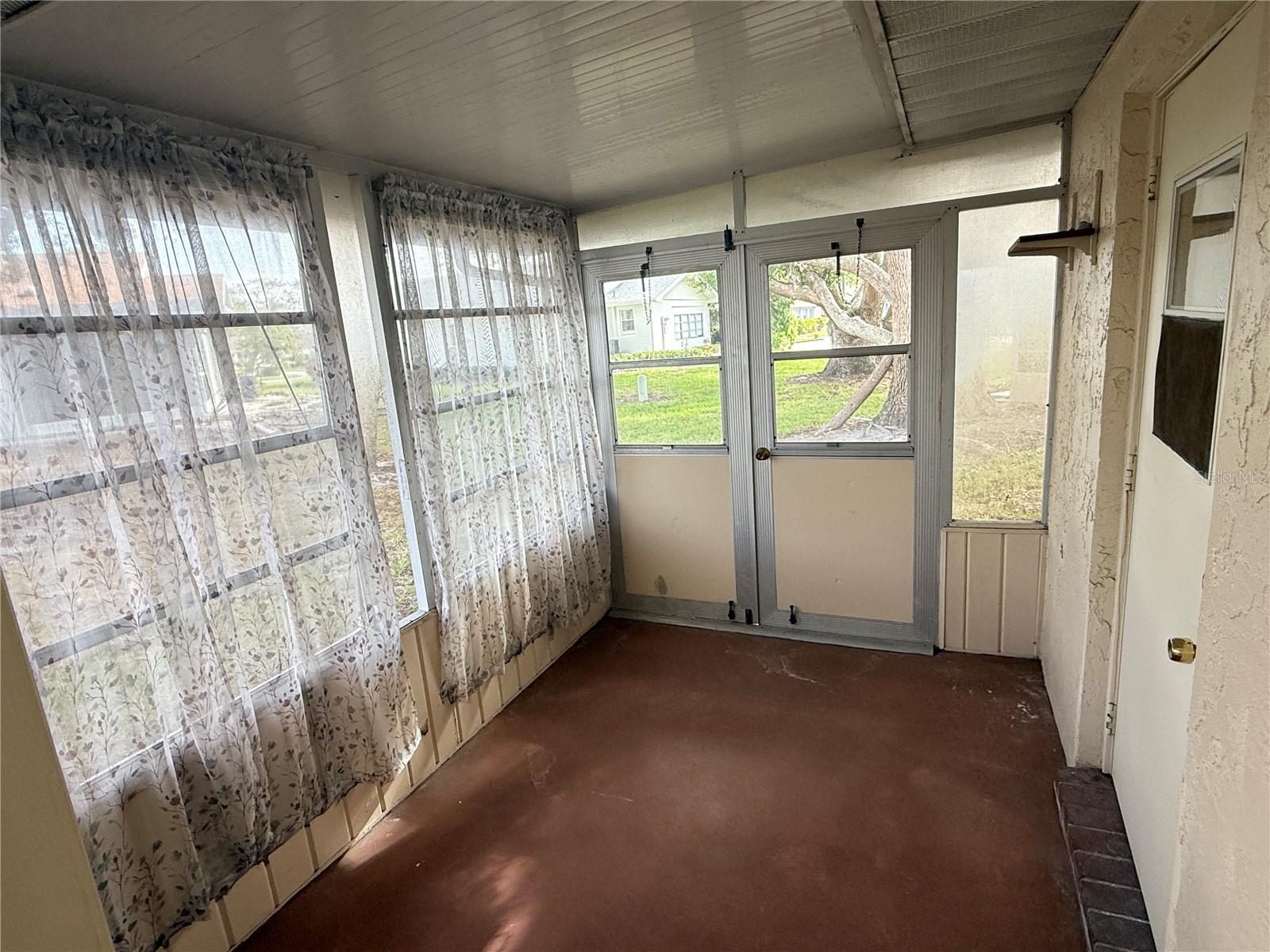 FAIRFIELD B CONDOMINIUM - Residential