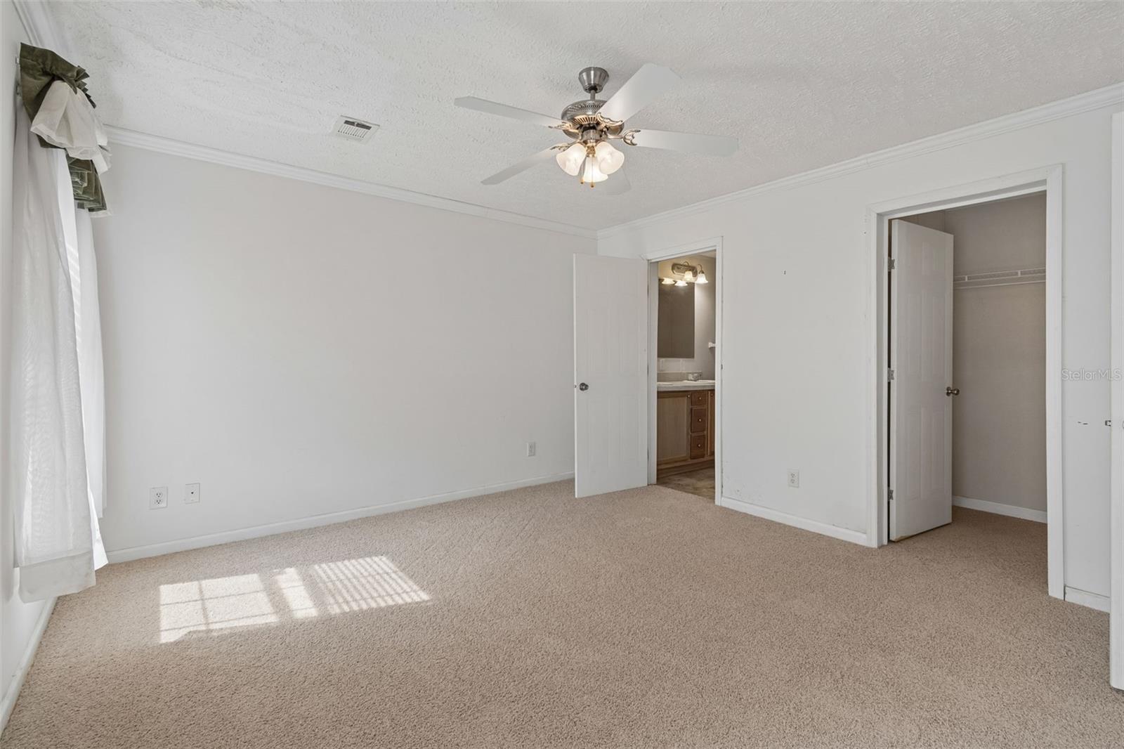 ANGUS VALLEY - Residential