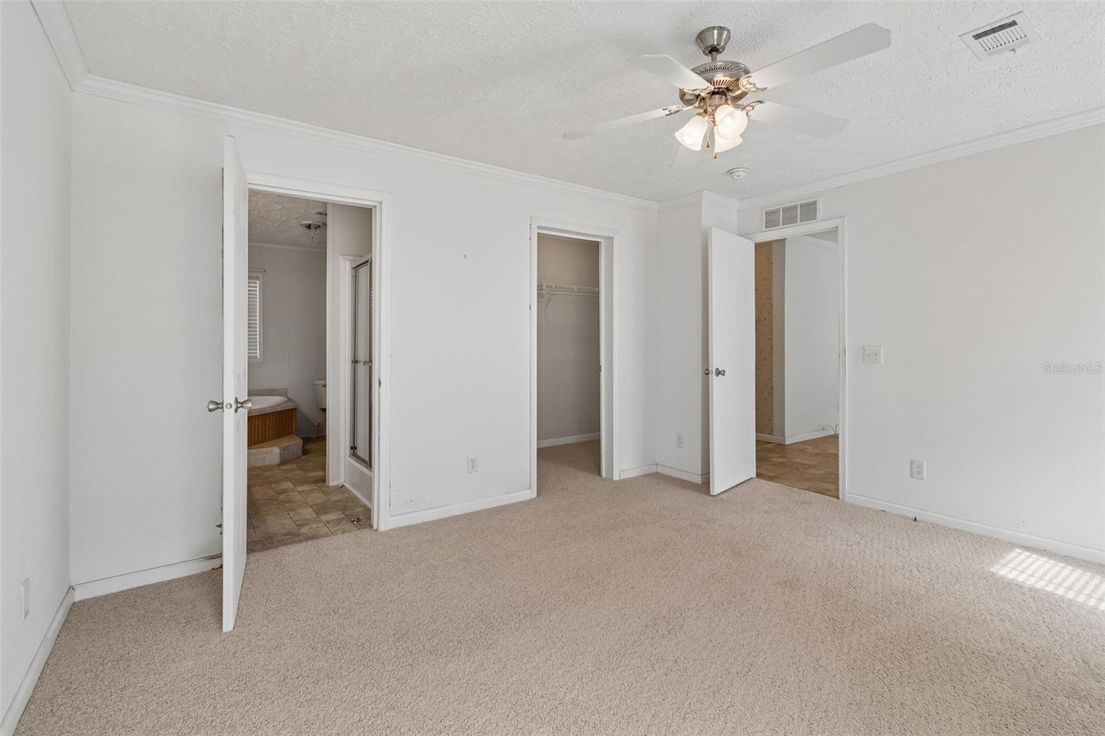 ANGUS VALLEY - Residential