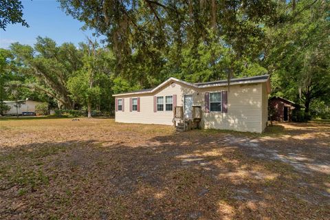 Photo of 6735 Ravenwood Street, Wesley Chapel, FL 33544 (MLS # TB8505562)