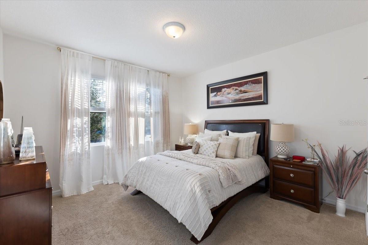 HAWKSMOOR PH 3 - Residential