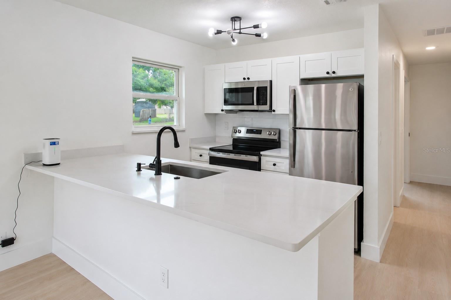 49 LAKE COURT LOOP