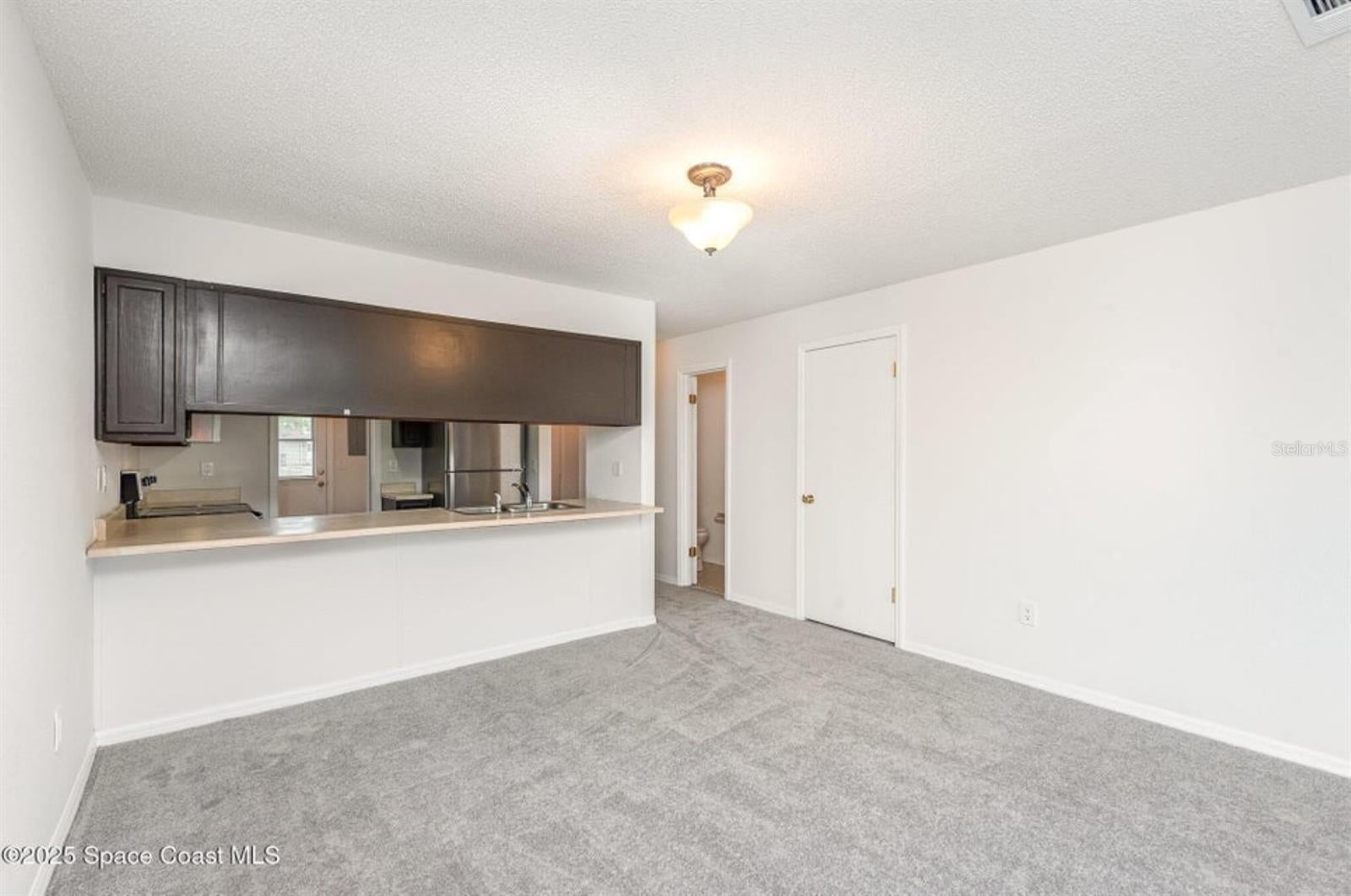 ROYAL OAK GOLF & COUNTRY CLUB SEC 09 - Residential