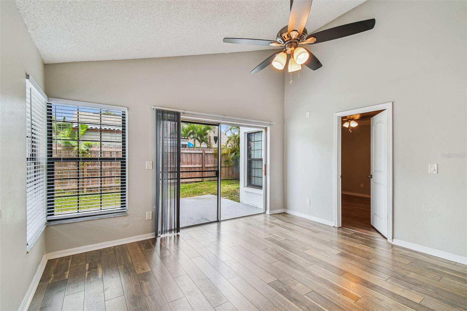 HAMPTON PARK UNIT 02 - Residential