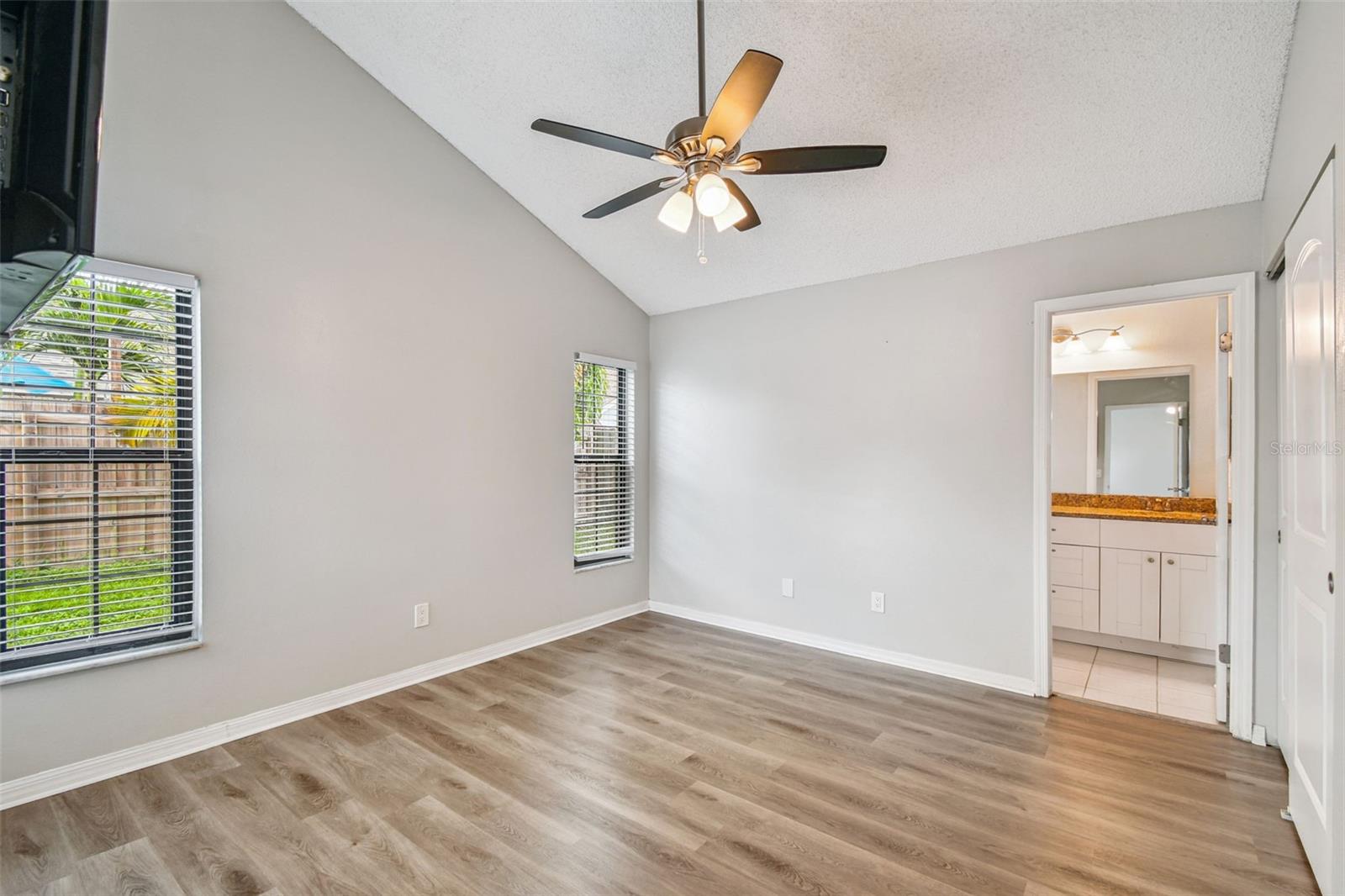 HAMPTON PARK UNIT 02 - Residential