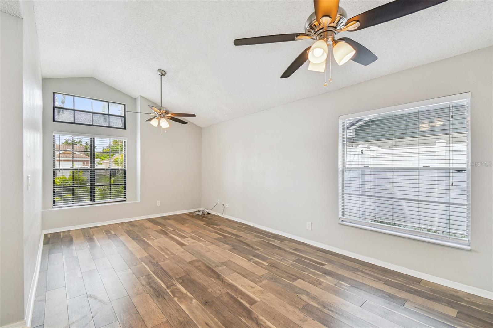 HAMPTON PARK UNIT 02 - Residential