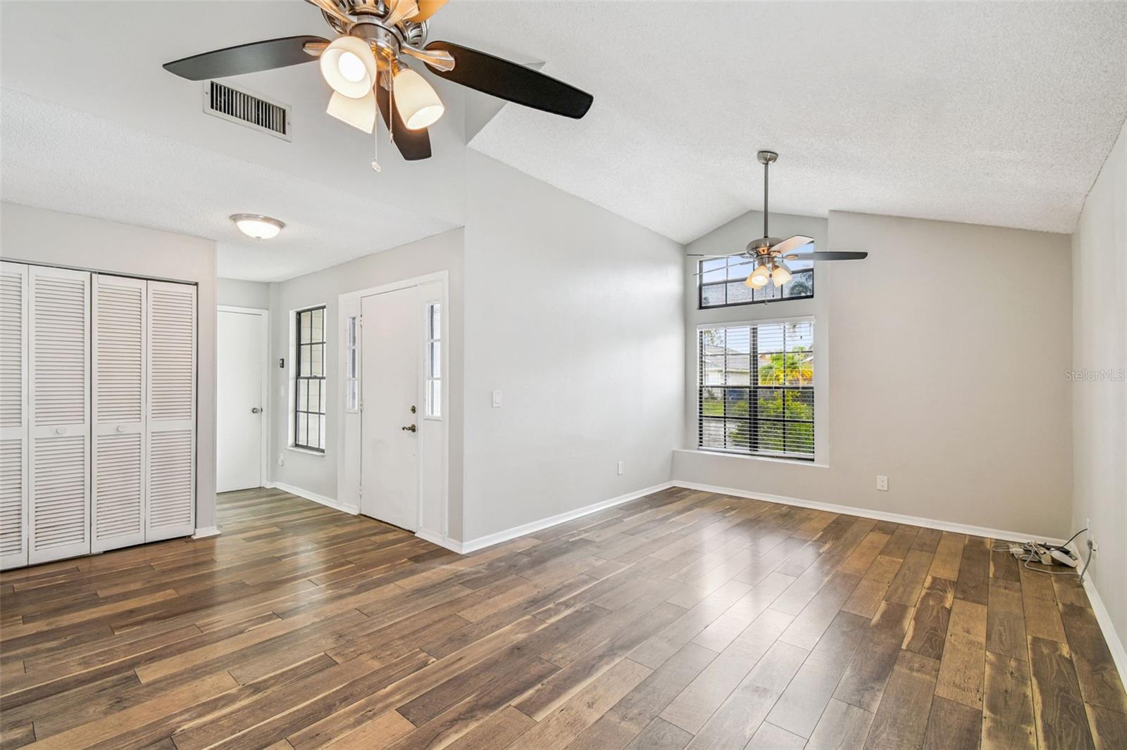 HAMPTON PARK UNIT 02 - Residential