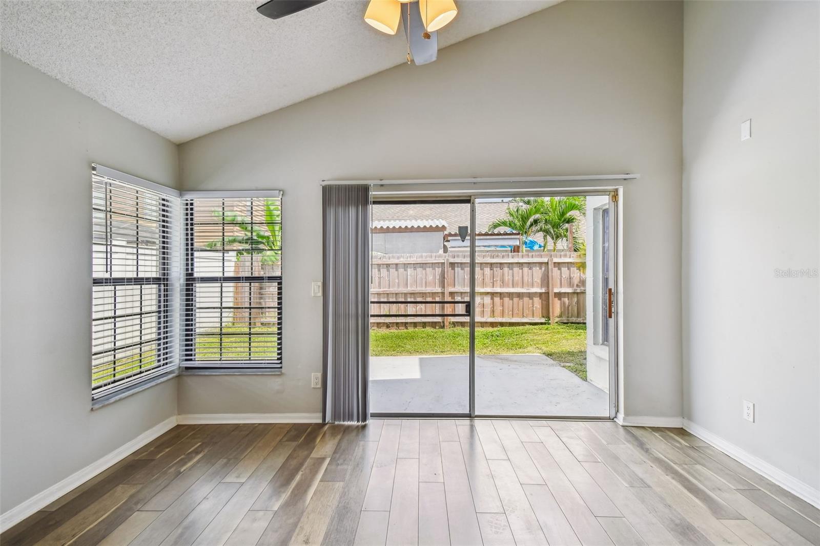 HAMPTON PARK UNIT 02 - Residential
