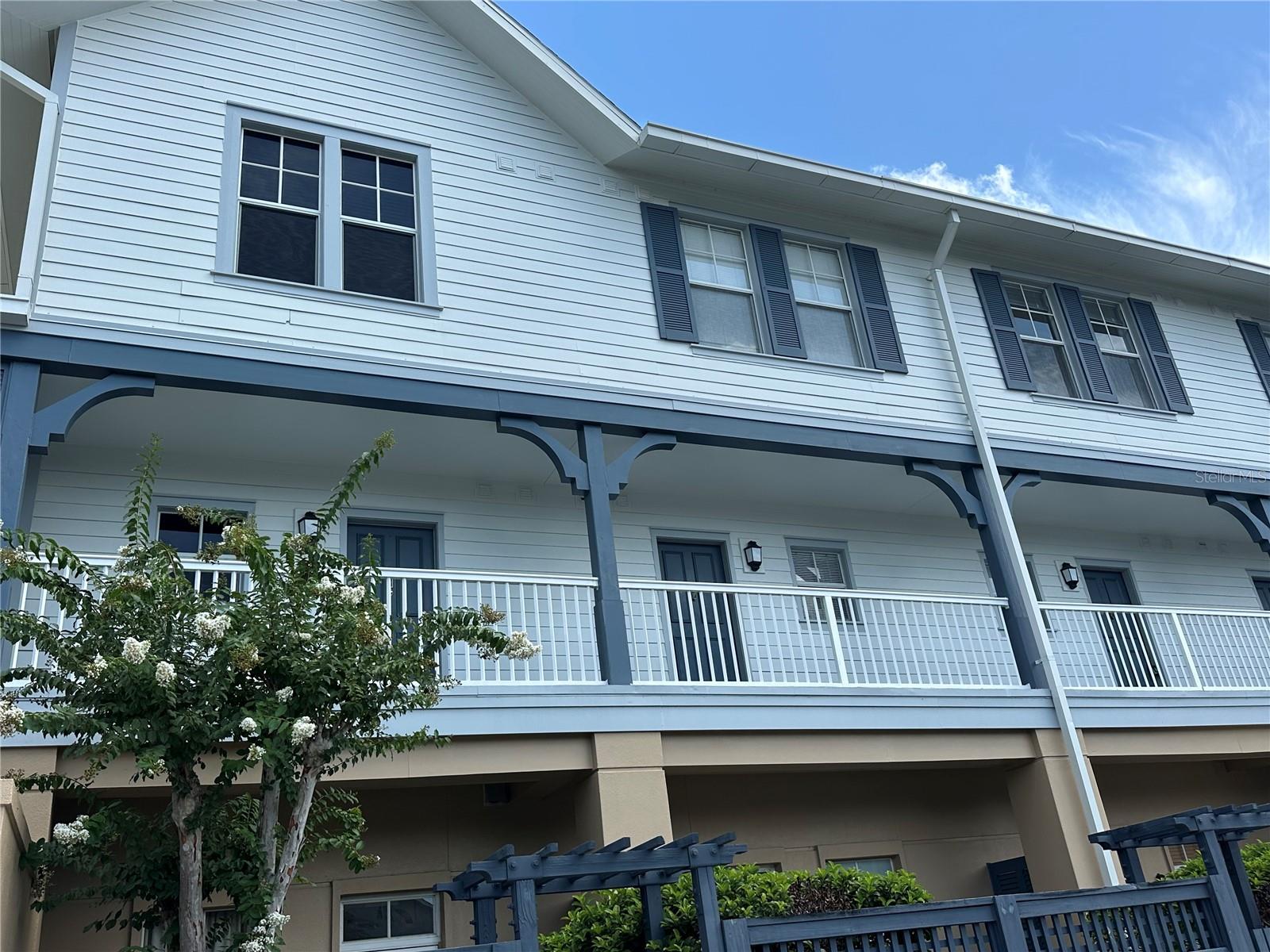 TOWN CENTER CONDOS - Residential Lease