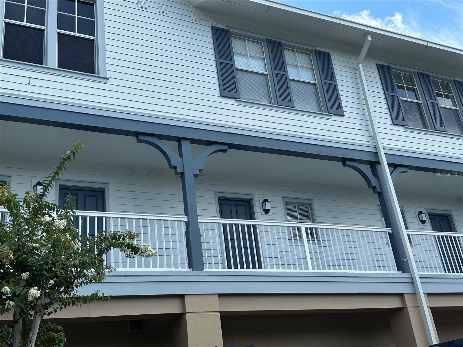 TOWN CENTER CONDOS - Residential Lease