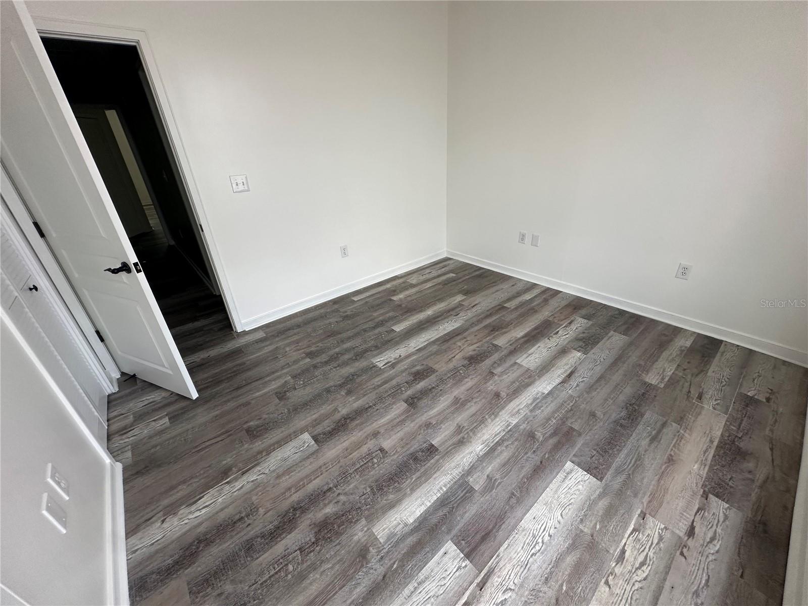 TOWN CENTER CONDOS - Residential Lease