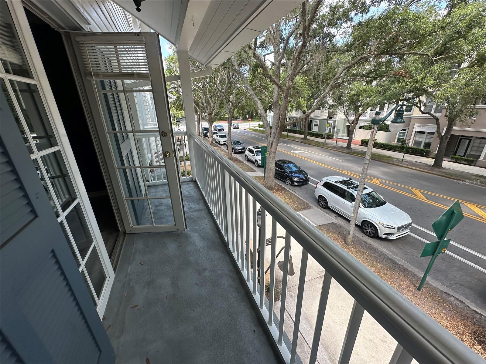 TOWN CENTER CONDOS - Residential Lease