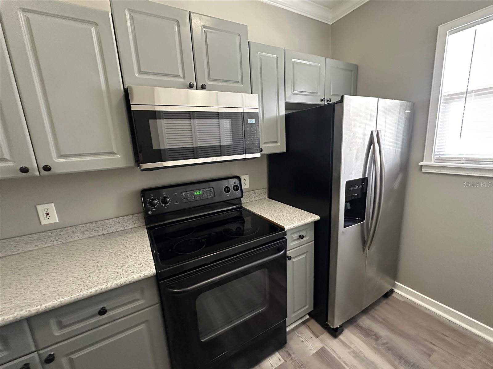 TOWN CENTER CONDOS - Residential Lease