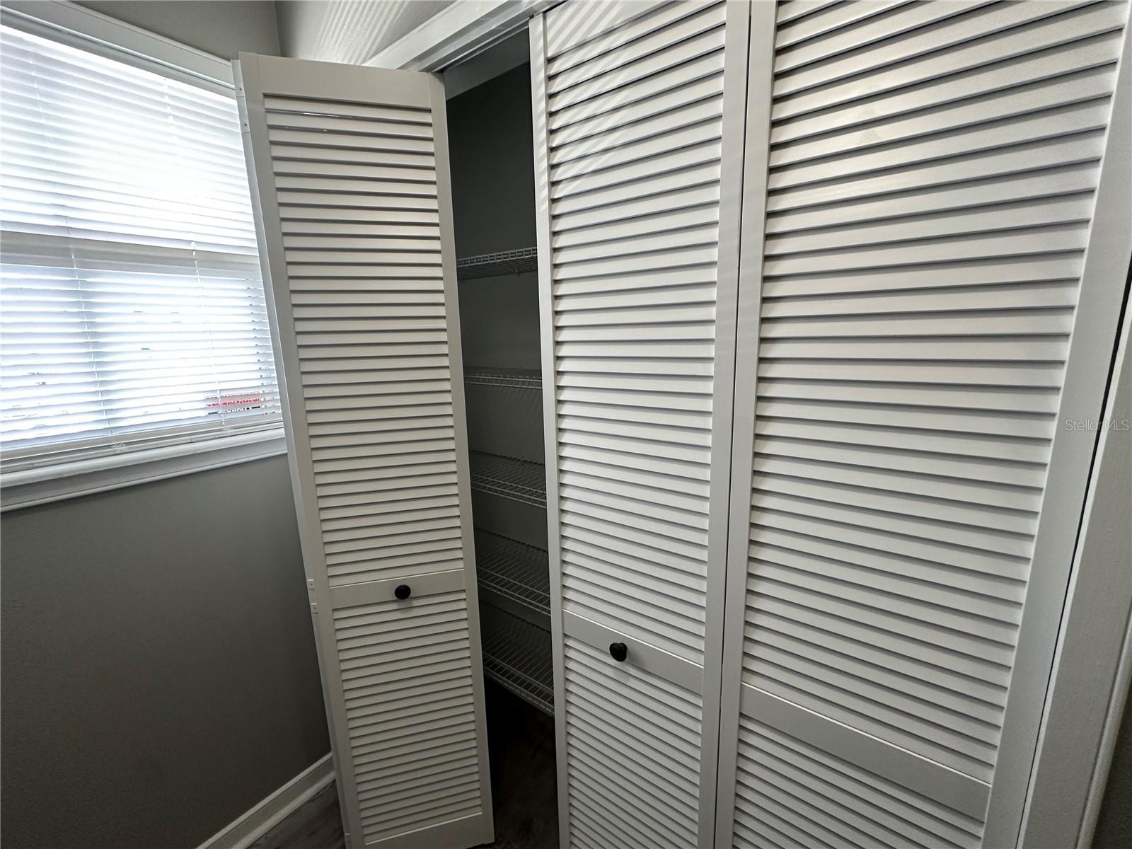 TOWN CENTER CONDOS - Residential Lease