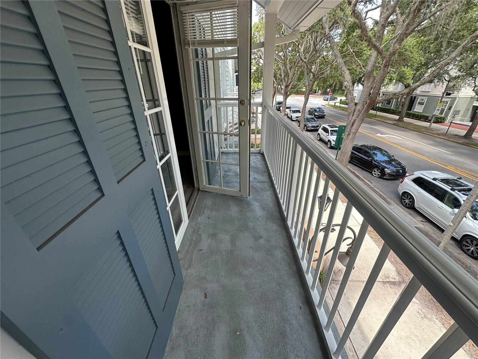 TOWN CENTER CONDOS - Residential Lease