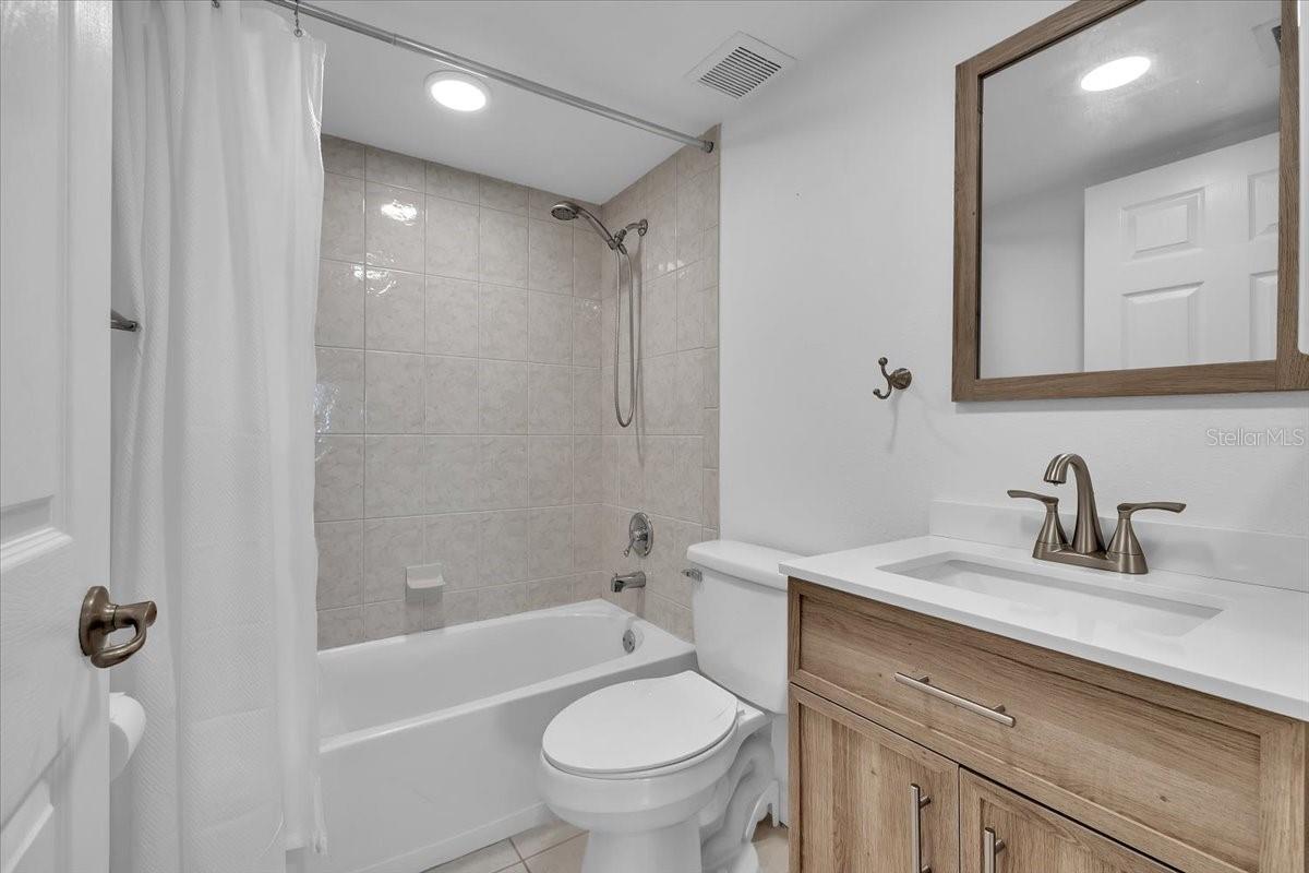 SUNRISE TOWERS PH 01 - Residential