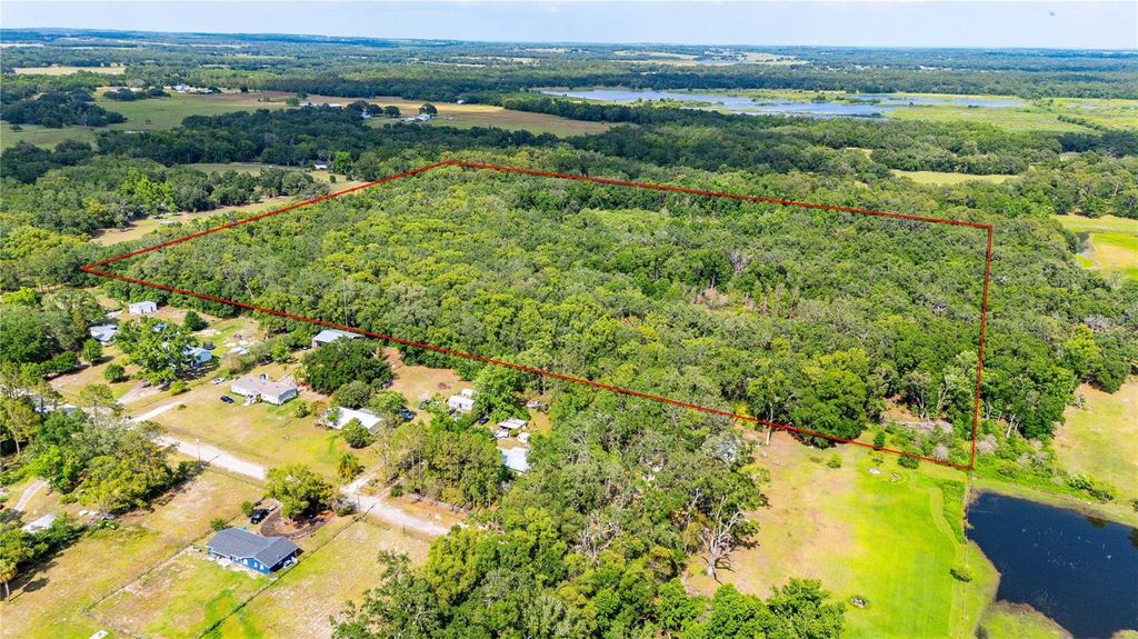 Photo of Bradley Drive, Dade City, FL 33525 (MLS # TB8391724)