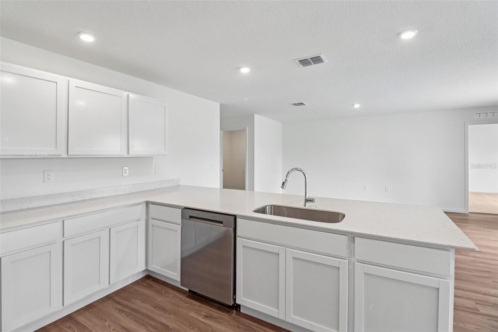 SUMTER VILLAS PHASE FIVE - Residential