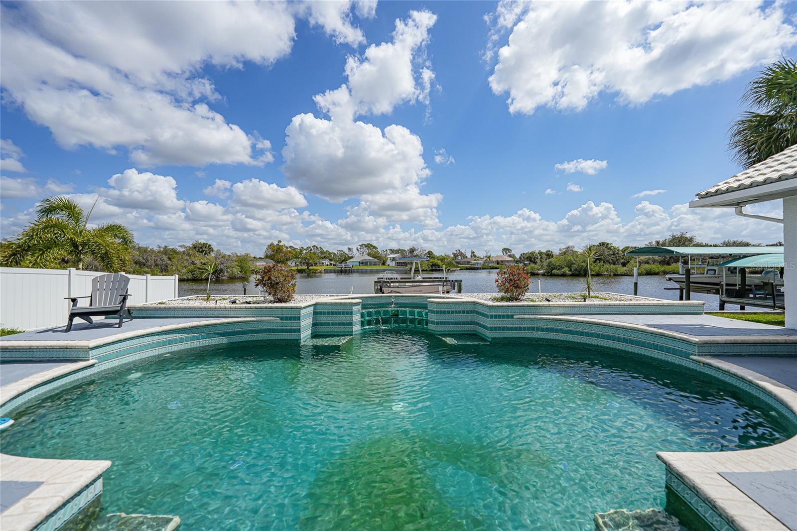 3158 LAKE VIEW BOULEVARD